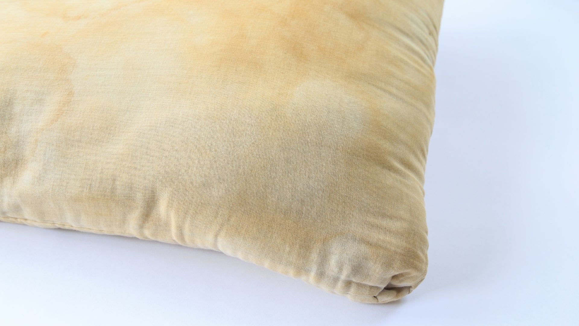 Signs Your Pillow Needs Replacing