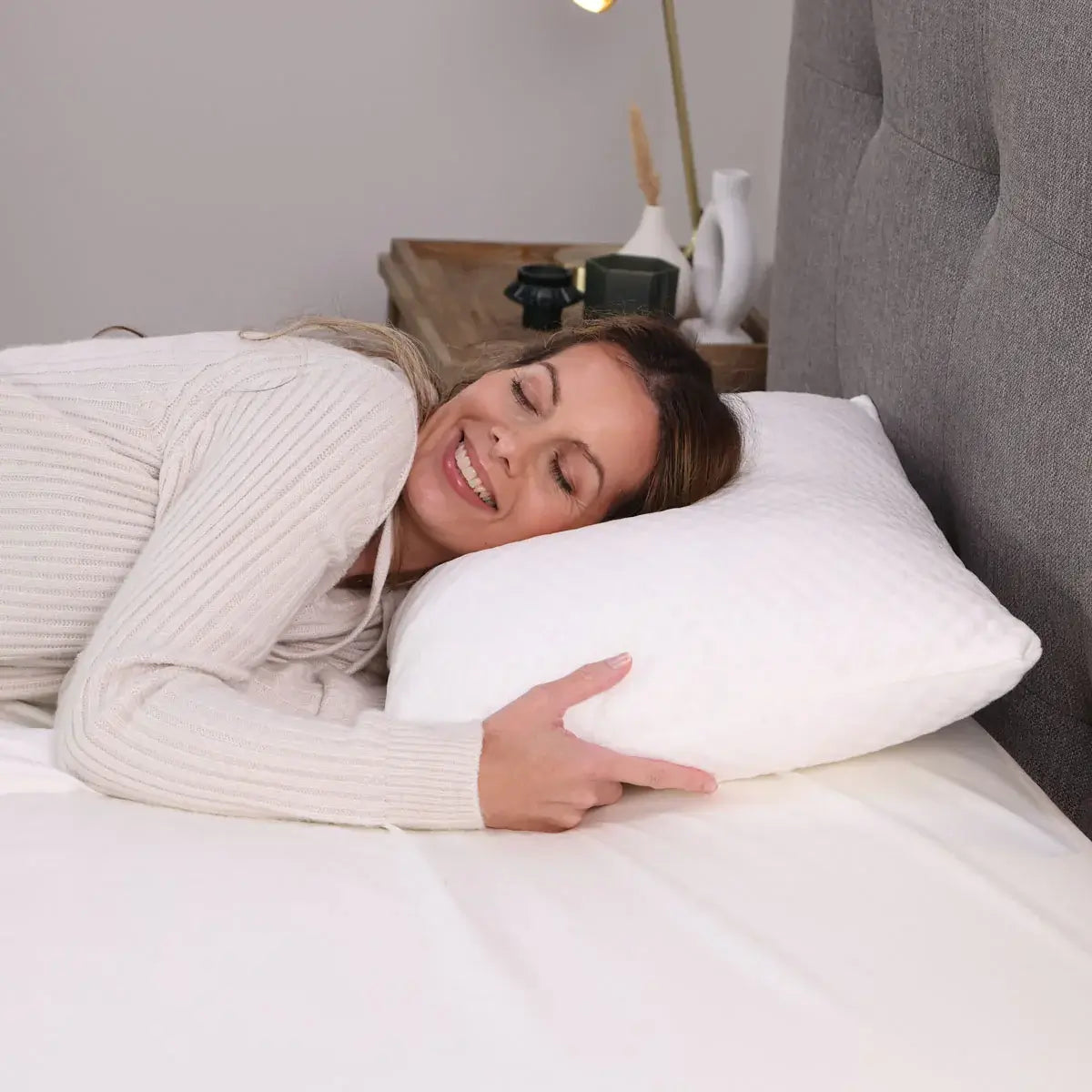Seriously Comfortable Cool Cloud Comfort Pillow | UK's Leading Pillow Specialist | UK's Lowest Prices | Featuring UK's Best Brands including TEMPUR®, Dunlopillo, Hypnos, Silentnight, Sealy, Seriously Comfortable & More