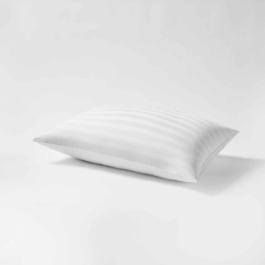 The Fine Bedding Company Boutique Silk Pillow